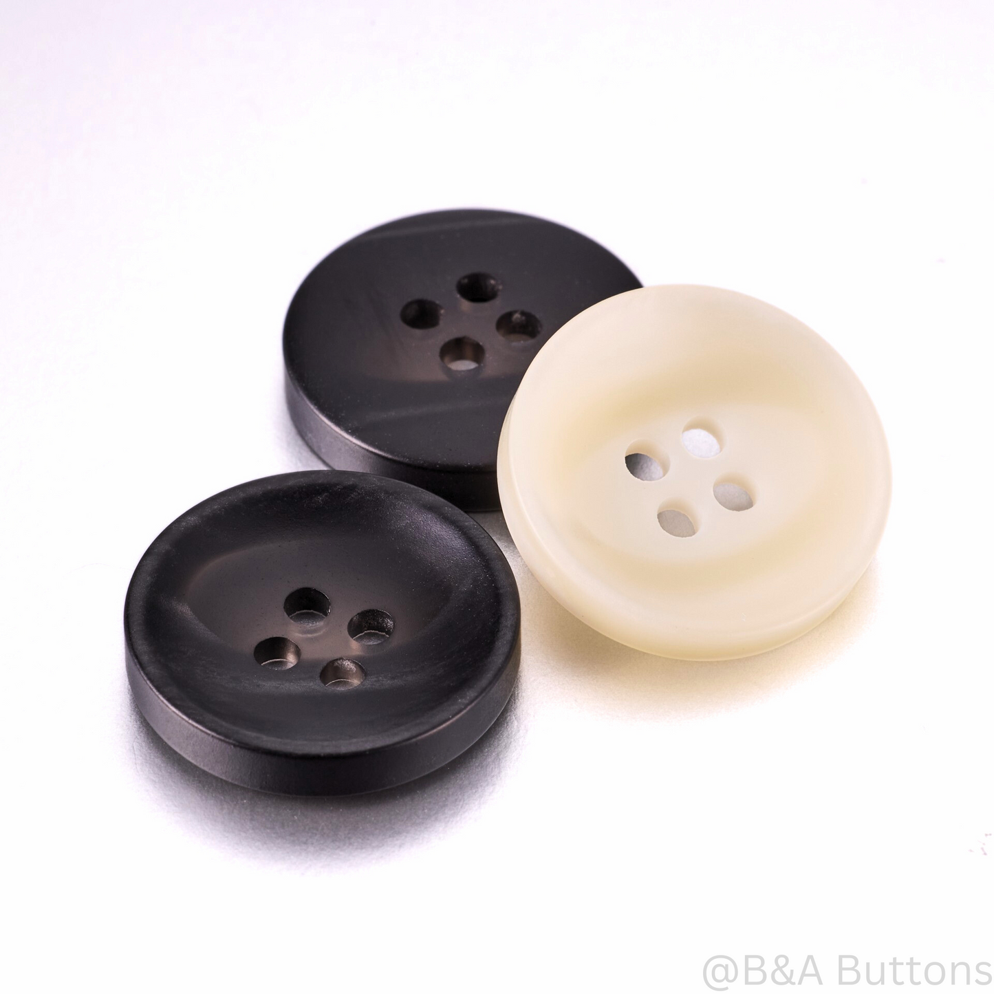 Timeless Elegance 4-holes Buttons (10pcs/bag/colour)